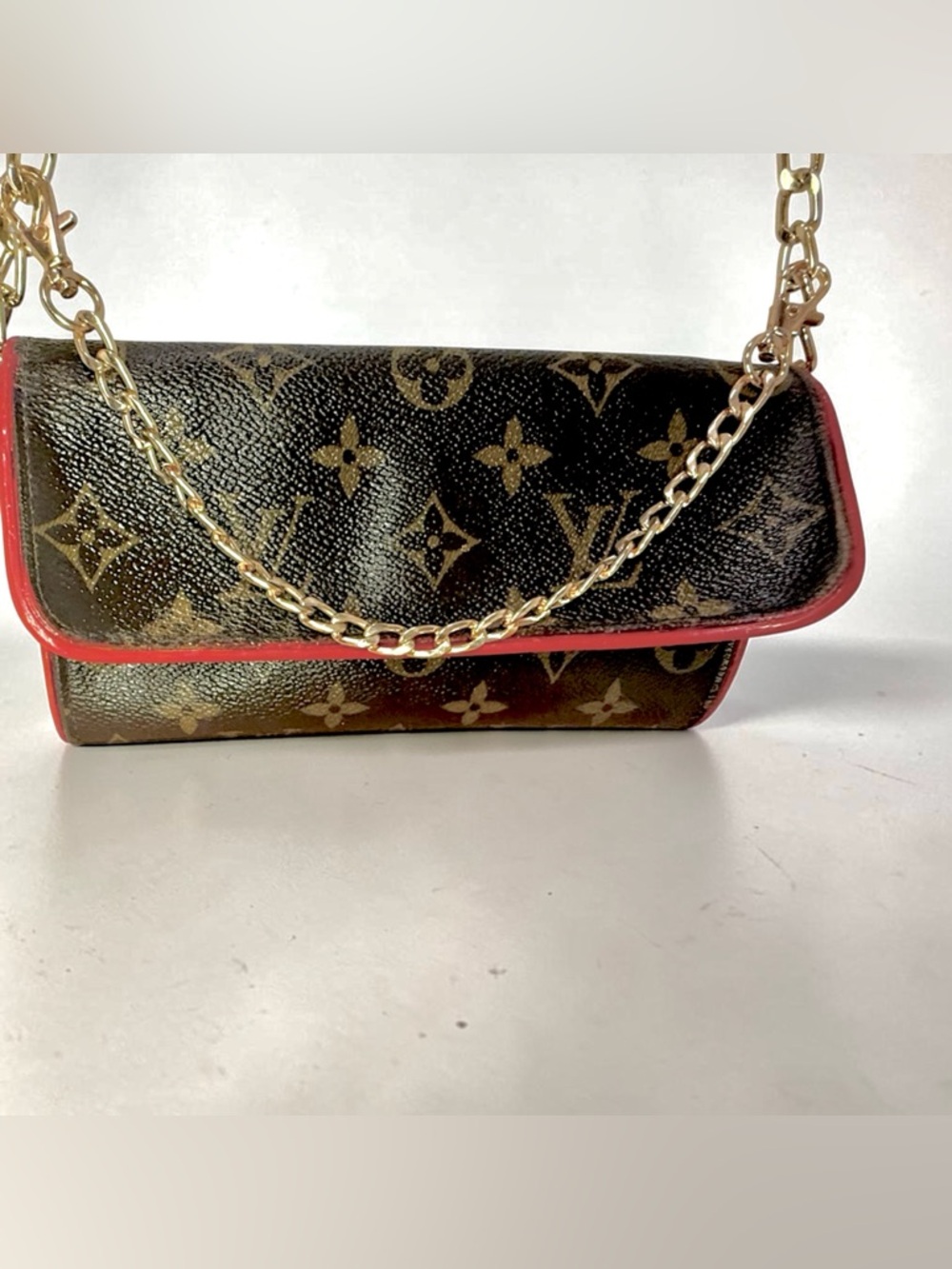 ✨ Louis Vuitton Monogram Pochette Twin PM | Red Trim | Vintage W/COA✨
